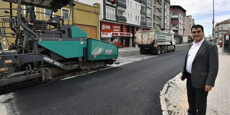 Bursa Osmangazi’de 60 bin ton asfalt yollarla buluştu