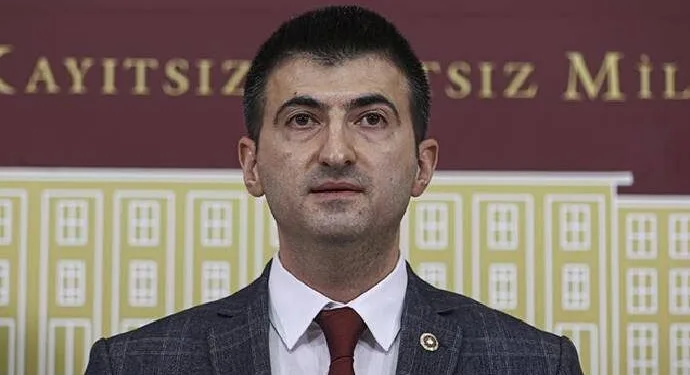 Mehmet Ali Çelebi Memleket Partisi’nden istifa etti