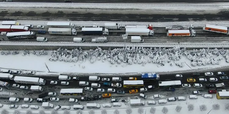 İstanbul’a seyahat kısıtlaması kaldırıldı
