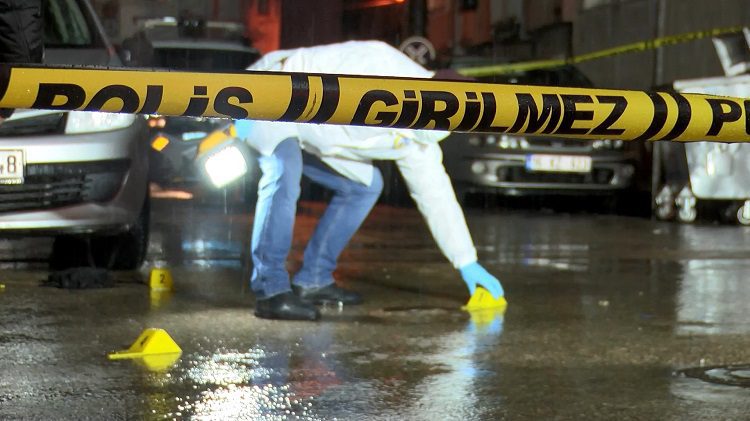 Bursa'da sokak ortasında silahlı saldırı: 1 ölü