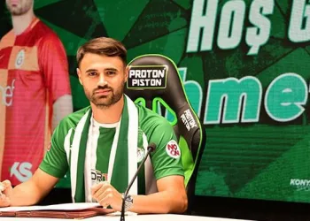 Milli futbolcu kazada hayatını kaybetti