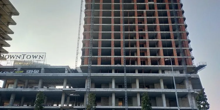 Bursa’da feci ölüm! Demir korkuluklarda asılı kaldı