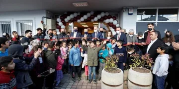 İnegöl’ün üçüncü nöbetçi kitaphanesi açıldı