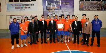 Bursa İnegöl Basketbol takımı potada tarih yazıyor