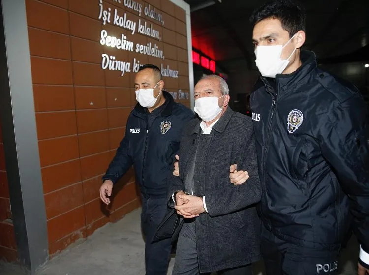 Okul müdürü öğrencileri tacizden tutuklandı