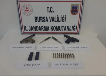 Bursa’da jandarmadan ruhsatsız silah operasyonu