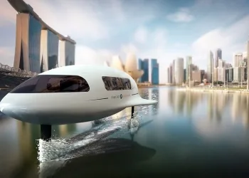 Uçan tekne ‘The Jet’ Dubai’de denize inecek