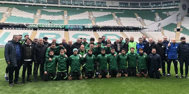 Bursaspor son hazırlığı Timsah Park’ta yaptı