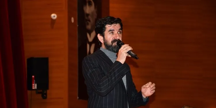 Serdar Tuncer, Kestel’de sevenleriyle buluştu