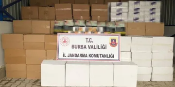 Bursa’da durdurulan araçtan kaçak tütün çıktı