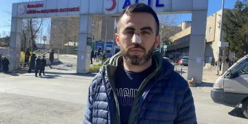 Korona hastası sağlık çalışanına saldırdı