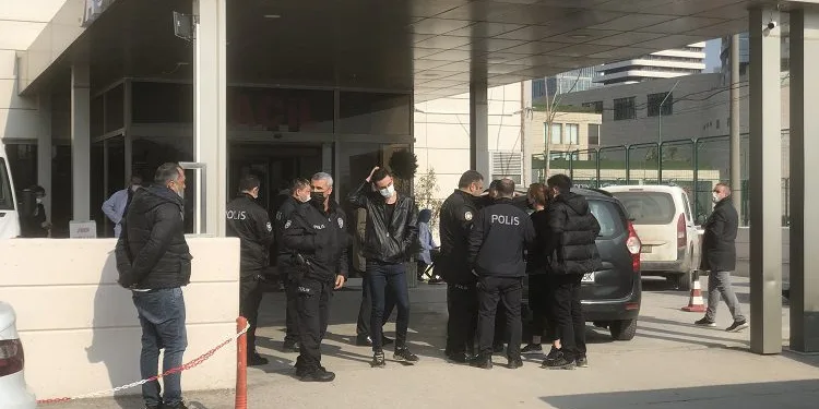 Bursa’da hastane otoparkında kurşunlandı