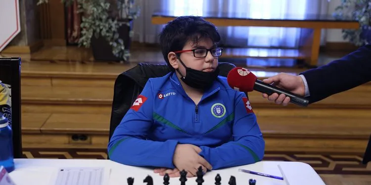 Satranç turnuvası şampiyonu Bursalı Yağız