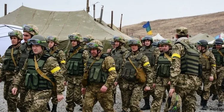 Ukrayna’da 18-60 yaş arası yedek askerler göreve başladı