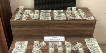 Bursa’da sahte dolarla yakalandılar