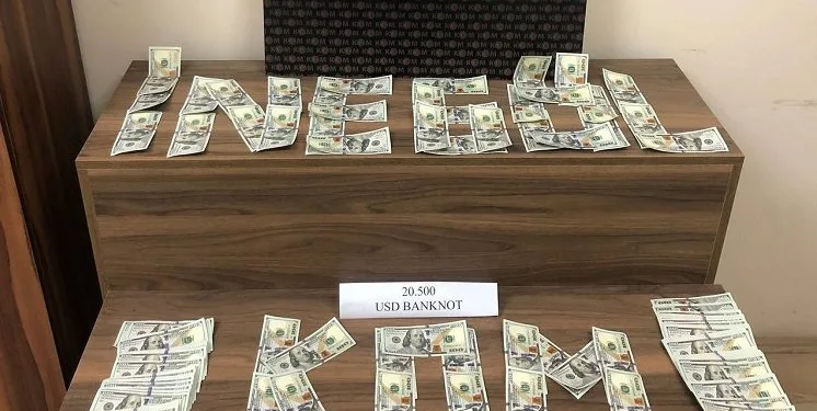 Bursa’da sahte dolarla yakalandılar