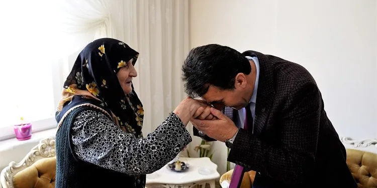 Osmangazi’de gönül ve hizmet seferberliği büyüyerek sürüyor