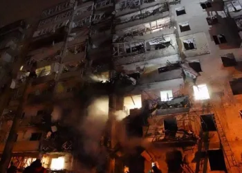 Kiev, güne ağır bombardıman saldırılarıyla uyandı