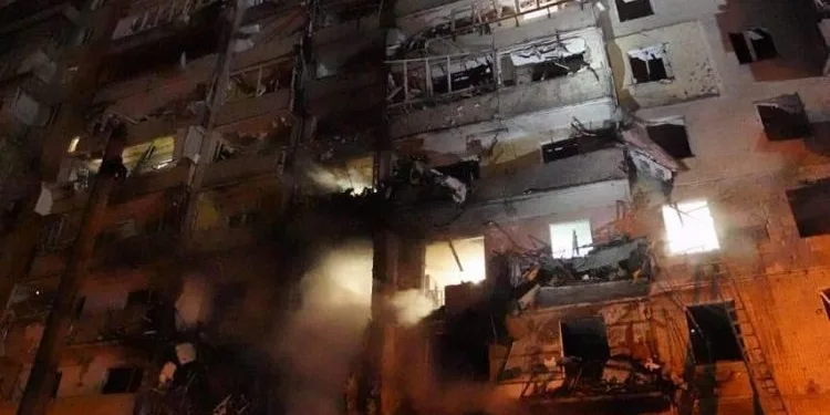 Kiev, güne ağır bombardıman saldırılarıyla uyandı