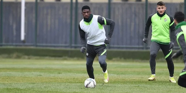 Bursaspor’da Acolatse sevinci yaşanıyor
