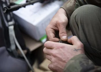 Ukrayna’da halk silahlanmaya başladı