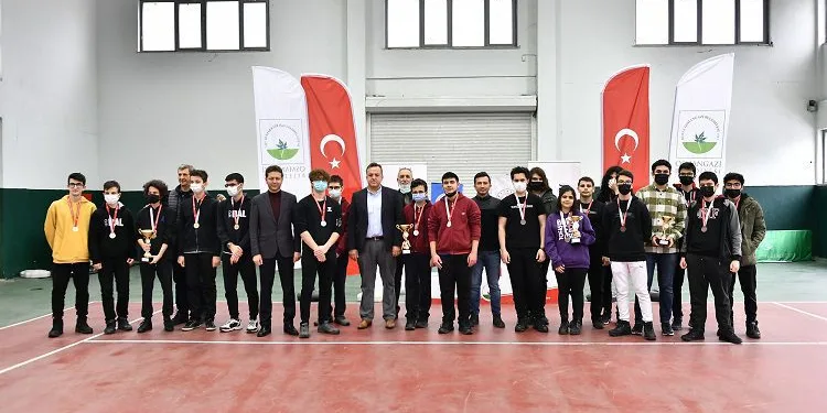 Bursa Osmangazi’de satranç coşkusu