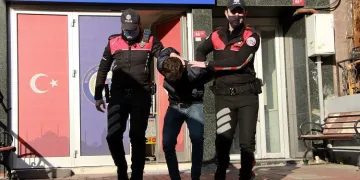 Mağazada kadın görevliyi taciz etmişti; adliyeye sevk edildi