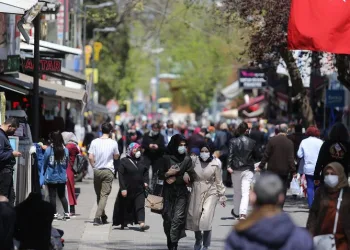 Tarih vererek duyurdu! Çoğu kısıtlama kalkıyor