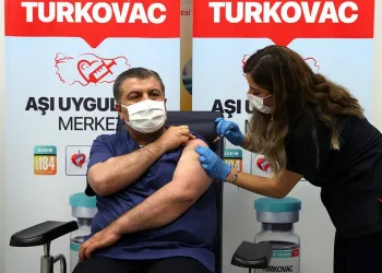 Bakan Koca’dan Turkovac paylaşımı
