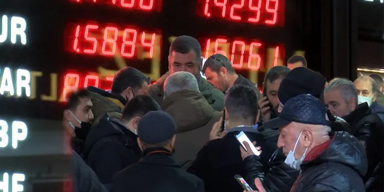 Altın fiyatları uçtu! Kapalıçarşı’da hareketliliği