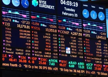 Ukrayna krizi küresel piyasaları sarstı