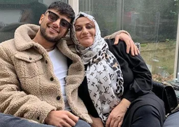 Evinde silahla gaspa uğradı
