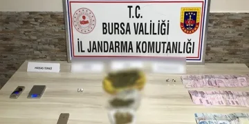 Bursa’da jandarmadan uyuşturucu operasyonu