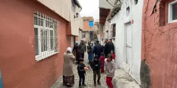 Isınmak isterken akıma kapılarak öldü
