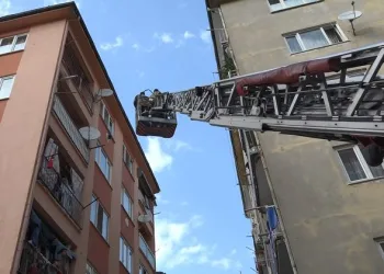 Bursa’da kötü koku ihbarı yapıldı cansız bedeni bulundu