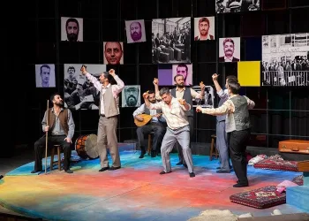 Bursa tiyatrosu Balıkesir’e ‘misafir’ oldu