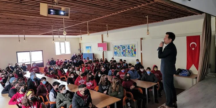 Yaşayan geçmişi ile Bursa okullarda