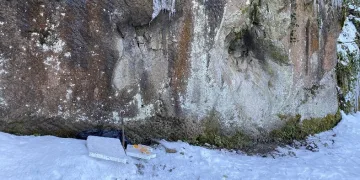 Astsubay ve uzman çavuş dinamitle define ararken yakalandı