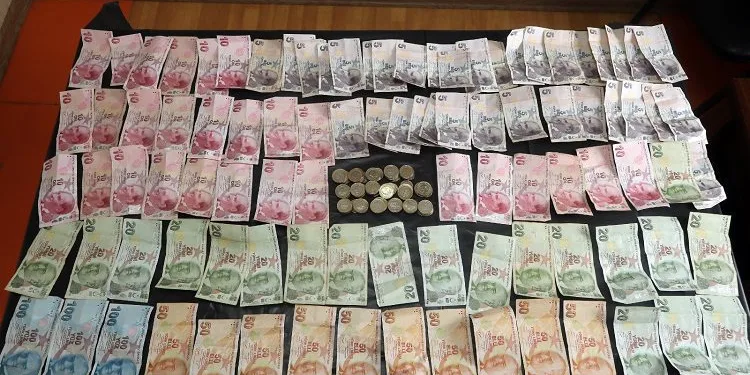 Dilencinin üzerinden çıkan para şaşkına çevirdi