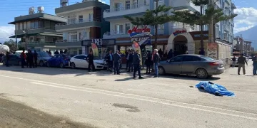 Belediye işçisi yol çalışması yaparken araç çarpması sonucu öldü 