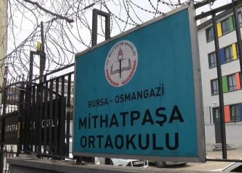 Okul müdürüne soruşturma: Görevden uzaklaştırıldı