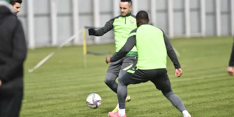 Bursaspor, Boluspor maçına hazırlanıyor