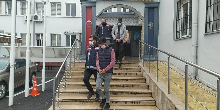 Bursa’da FETÖ yalanıyla 500 bin liralık dolandırıcılık