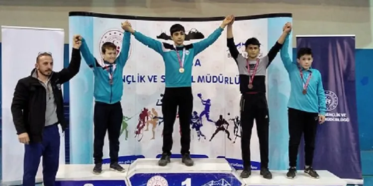 İnegöllü sporcular mindere damga vurdu