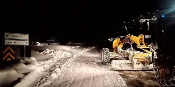 Bursa İnegöl Belediyesi’nden kar mesaisi