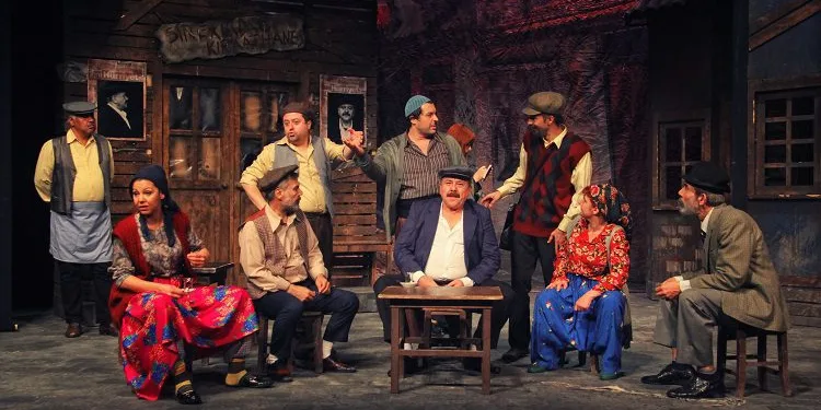 Bursa’da tiyatro festivali coşkusu devam ediyor
