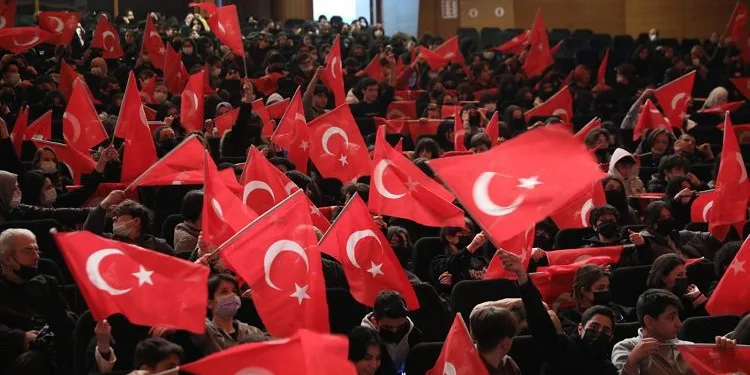 Bursa’da Çanakkale Zaferi coşkuyla kutlandı