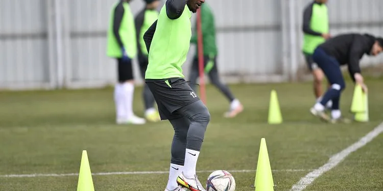 Bursaspor taktik çalışmalarını sürdürdü