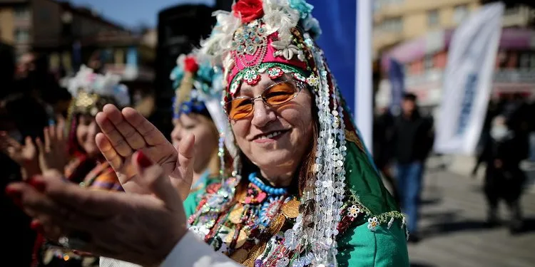 Bursa’da baharın habercisi Nevruz kutlandı