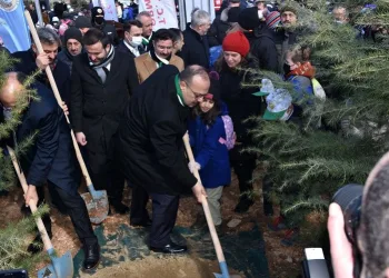 Bursa’da binlerce fidan toprakla buluştu